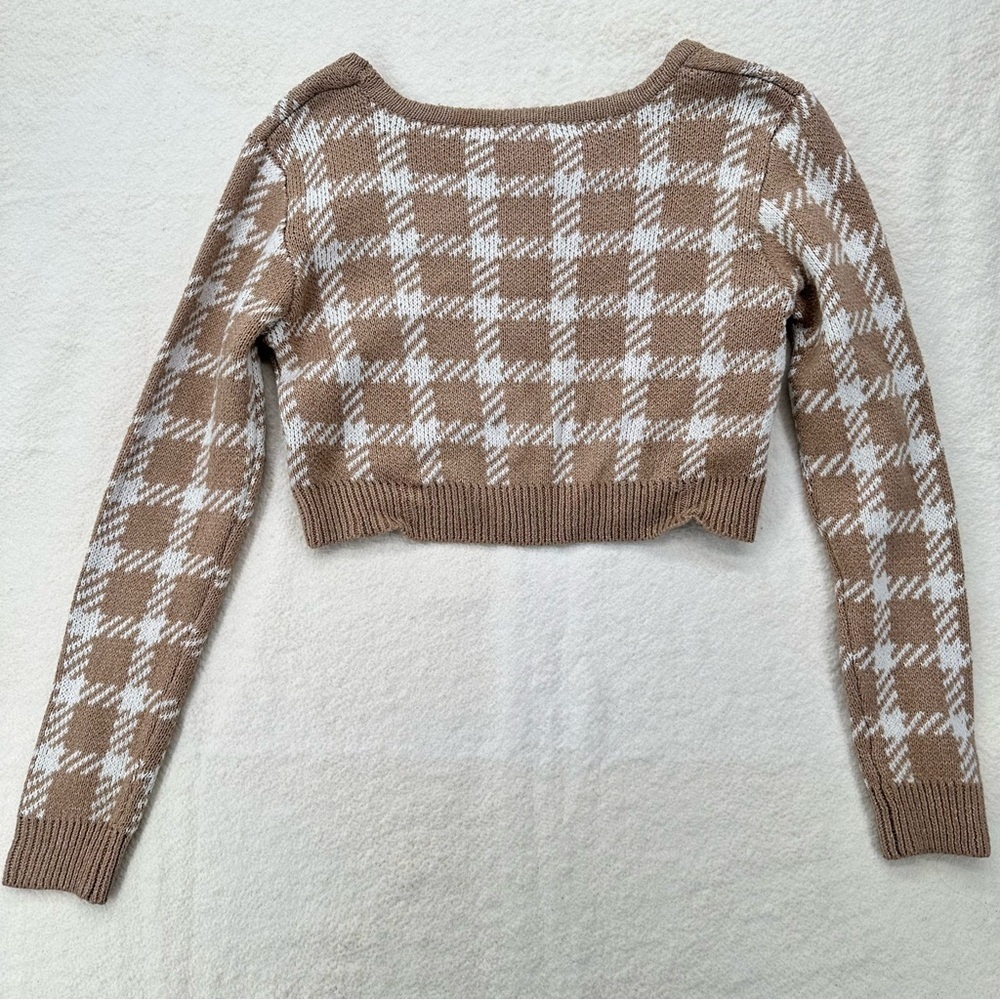 Preppy Aster Checkered Plaid Cropped Long Sleeve Knit - Picture 2 of 5